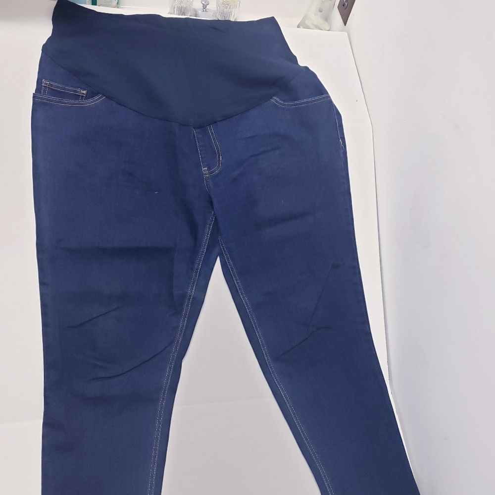 Time and true maternity pants